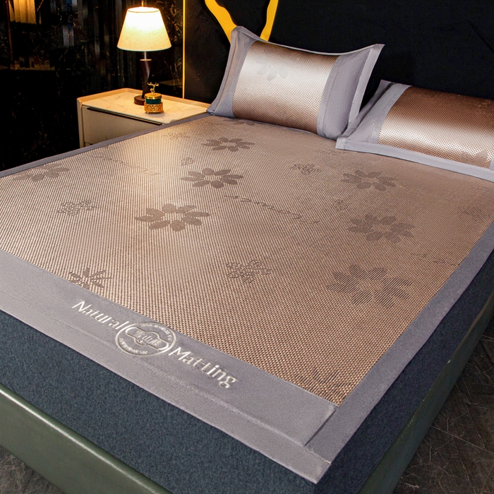 91家纺网 家纺一手货源 找家纺 卡罗兰 2025新款凉席冰丝席提花冰藤席雪山藤向阳花系列 向阳花-咖色