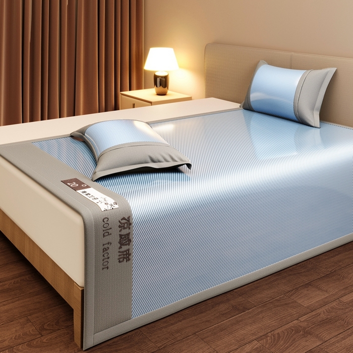 91家纺网 家纺一手货源 找家纺 卡初家居（原微来） 2025夏季轻柔丝系列冰丝席 凉感冰丝蓝