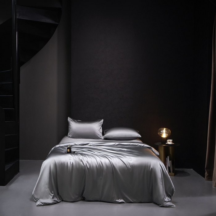 91家纺网 家纺一手货源 找家纺 优悦生活馆 2025新款凉感冰丝纯色夏被四件套-盛夏 盛夏-深灰色