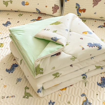 91家纺网 家纺一手货源 找家纺 维洋家纺 2025（专版花型）A类凉感丝夏被 凉感夏凉被双面加倍透气（四周踩棉） 恐龙家族