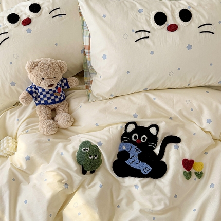 91家纺网 家纺一手货源 找家纺 （总）乐童家纺 2025新款13370纯棉毛巾绣呆萌系列四件套-系列一