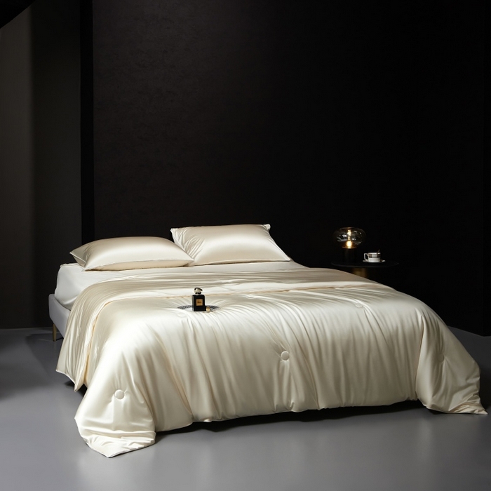 91家纺网 家纺一手货源 找家纺 优悦生活馆 2025新款凉感冰丝纯色夏被四件套-盛夏 盛夏-芝士白