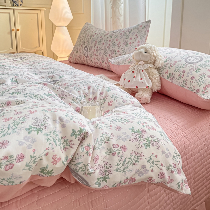 91家纺网 家纺一手货源 找家纺 仟网汇 2025新款针织双层纱床盖四件套 秘境