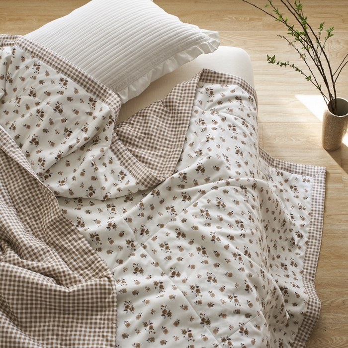 91家纺网 家纺一手货源 找家纺 维洋家纺 2025新款里外全棉印花棉花夏凉被 花之梦