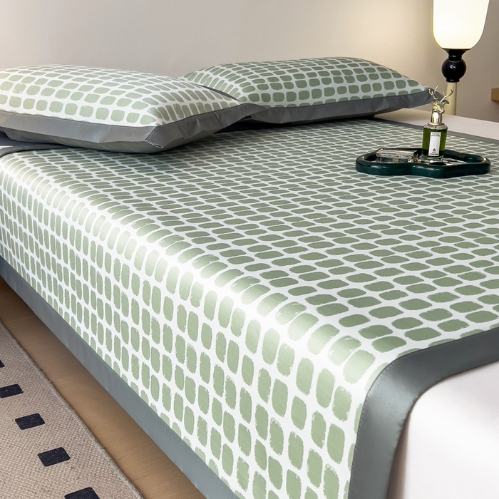 91家纺网 家纺一手货源 找家纺 卡初家居（原微来） 2025夏季轻柔丝系列冰丝席——绮梦系列 果绿