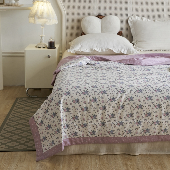 91家纺网 家纺一手货源 找家纺 维洋家纺 2025新款里外全棉印花棉花夏凉被 如烟若梦