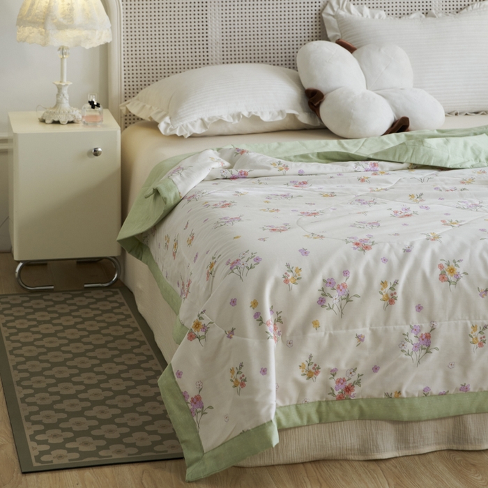 91家纺网 家纺一手货源 找家纺 维洋家纺 2025新款里外全棉印花棉花夏凉被 闲趣花开