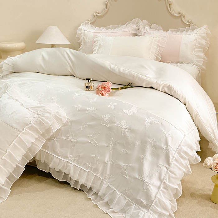 91家纺网 家纺一手货源 找家纺 艾米家居 2025新款韩版双层花边轻奢浮雕系列水洗冰丝四件套 白花边