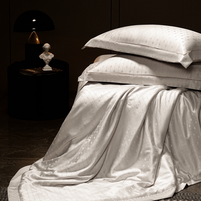 91家纺网 家纺一手货源 找家纺 2025新款格利亚天丝提花夏被四件套 格子-米灰