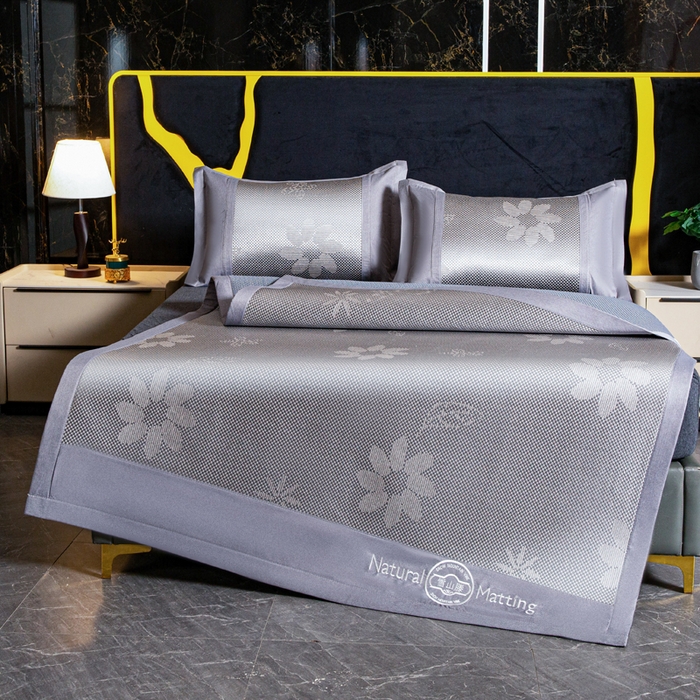 91家纺网 家纺一手货源 找家纺 卡罗兰 2025新款凉席冰丝席提花冰藤席雪山藤向阳花系列 向阳花-灰色