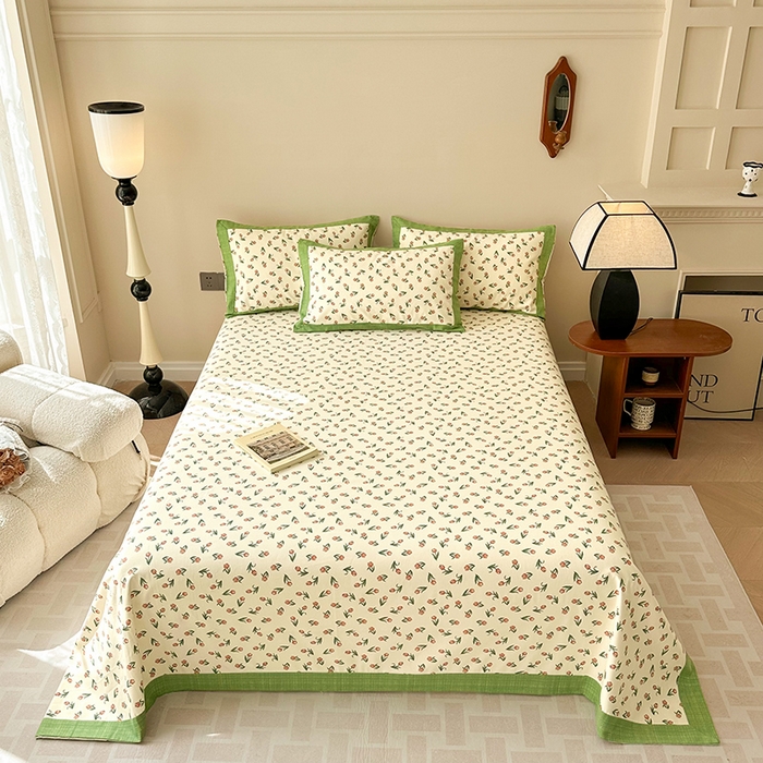 91家纺网 家纺一手货源 找家纺 蓝邻家纺 2025新款100%新疆原棉粗布小清新拼角工艺款系列单床单 花朝