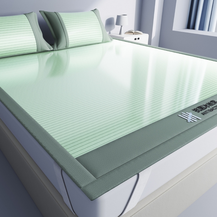 91家纺网 家纺一手货源 找家纺 2025新款抗菌凉席可折叠空调席条纹三明治冰丝席防滑床笠款 抗菌冰凉席-凉茶绿（床席）