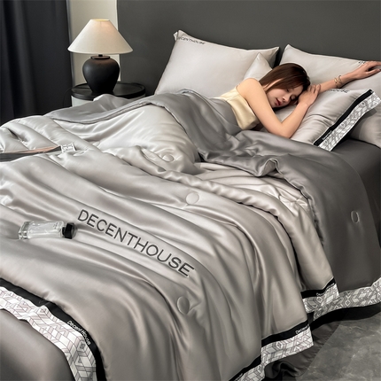 91家纺网 家纺一手货源 找家纺 （总）云棉坊 2025数码边水洗冰丝夏被四件套-极光系列