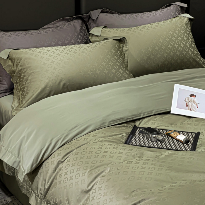 91家纺网 家纺一手货源 找家纺 金昱纺 2025新款50双股100支长绒棉贡缎提花高定四件套 LV-千草绿