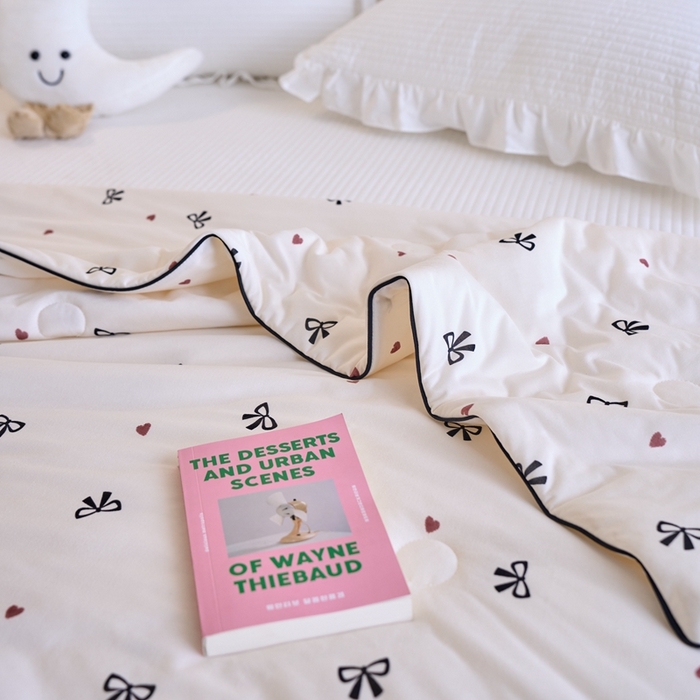 91家纺网 家纺一手货源 找家纺 维洋家纺 2025升级21%大豆新款A类牛奶丝针织夏被（四周踩棉）软糯凉感夏被空调被 幸运结