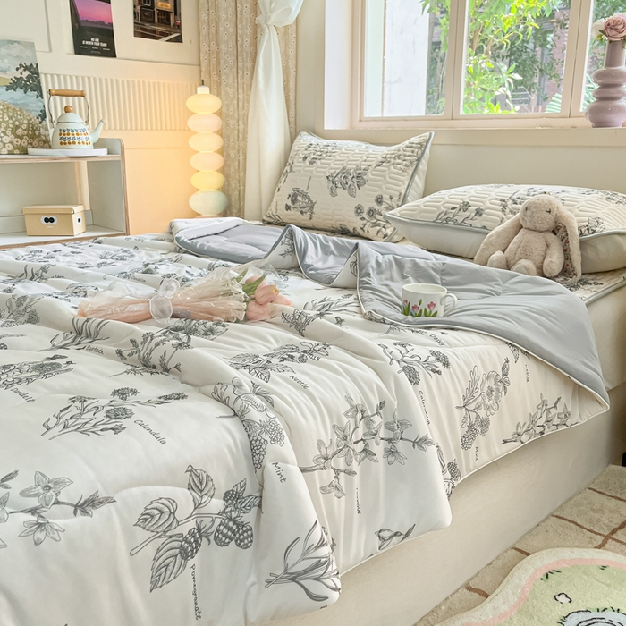 91家纺网 家纺一手货源 找家纺 维洋家纺 2025（专版花型）A类凉感丝夏被 凉感夏凉被双面加倍透气（四周踩棉） 千寻