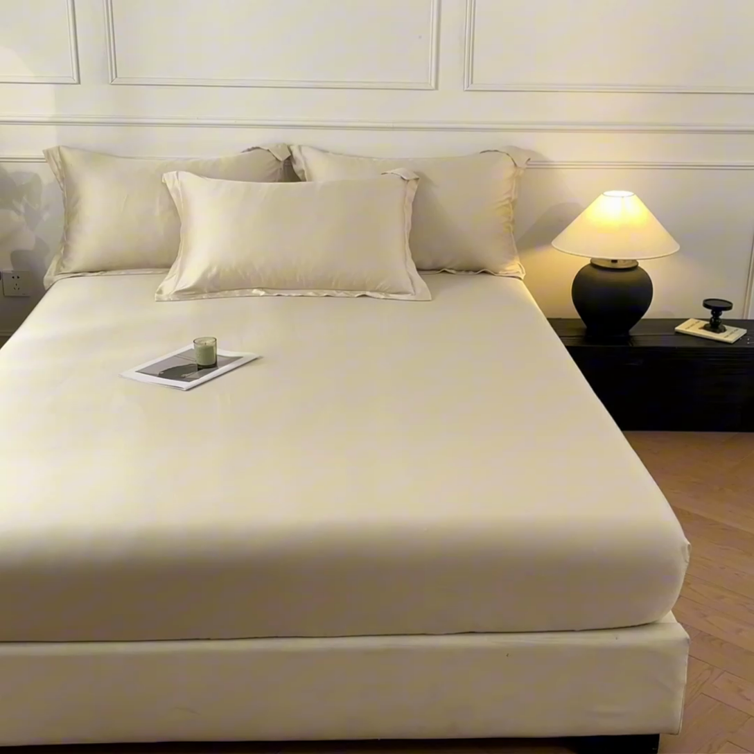 91家纺网 家纺一手货源 找家纺 涵宸2025新款天丝-天丝棉-纯色单床笠-场景1 床笠-象牙白