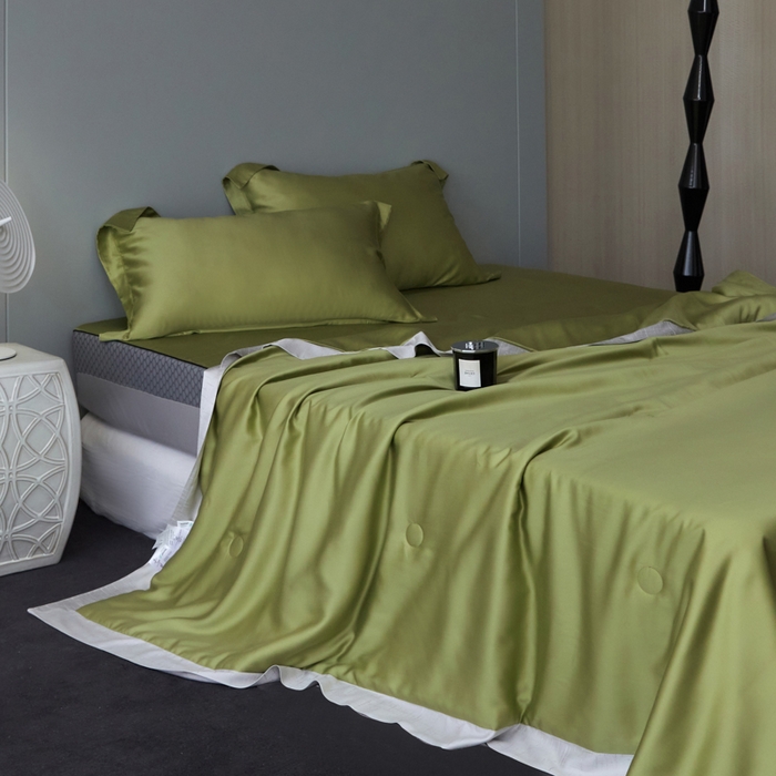 91家纺网 家纺一手货源 找家纺 A+爱家（纪梵茜） 2025新款纯色夏被四件套 冰岛绿