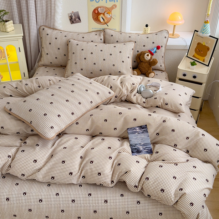 91家纺网 家纺一手货源 找家纺 赫梵茜 2025新款有氧针织双层纱单床盖床盖三件套床盖四件套 格子熊