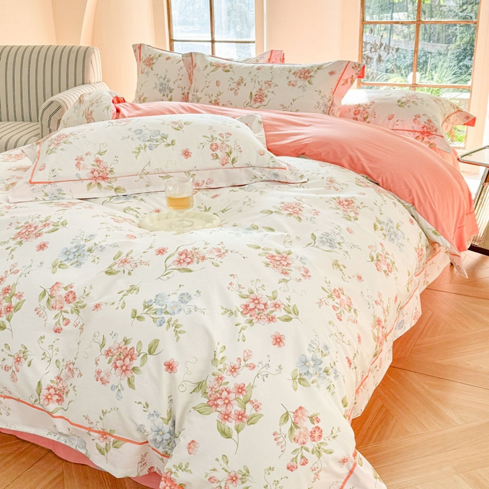 91家纺网 家纺一手货源 找家纺 7V 2025新款轻奢大宽边100%纯棉四件套133*76全棉喷气宽幅长绒棉被套床单床笠套件 蜜朵-米