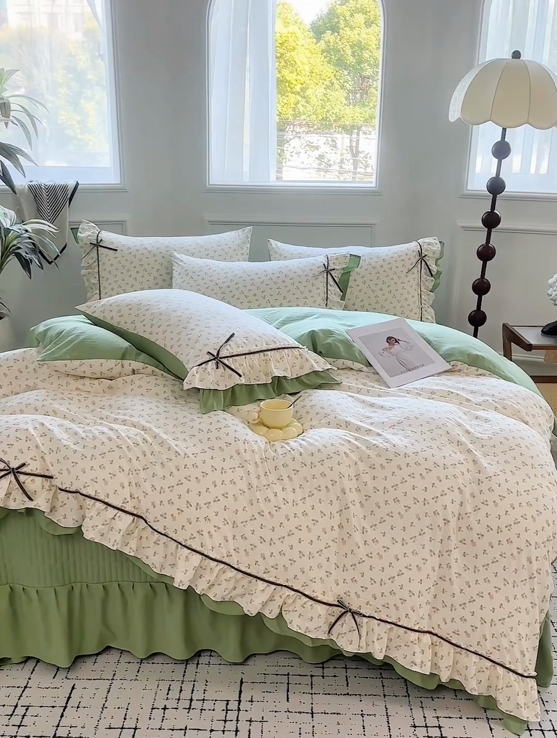 91家纺网 家纺一手货源 找家纺 卡迪亚家纺 2025新款轻氧棉小碎花韩式花边床盖 千寻