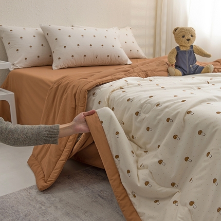 91家纺网 家纺一手货源 找家纺 （总）莱宁被业 2025新款A类轻氧棉大豆夏被四件套空调被子夏凉被芯薄被子