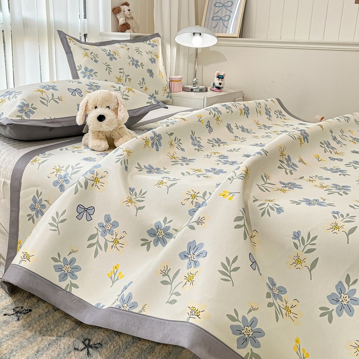 91家纺网 家纺一手货源 找家纺 川悦生活 2025新款600D立体宽边冰丝印花凉席 花月青啬