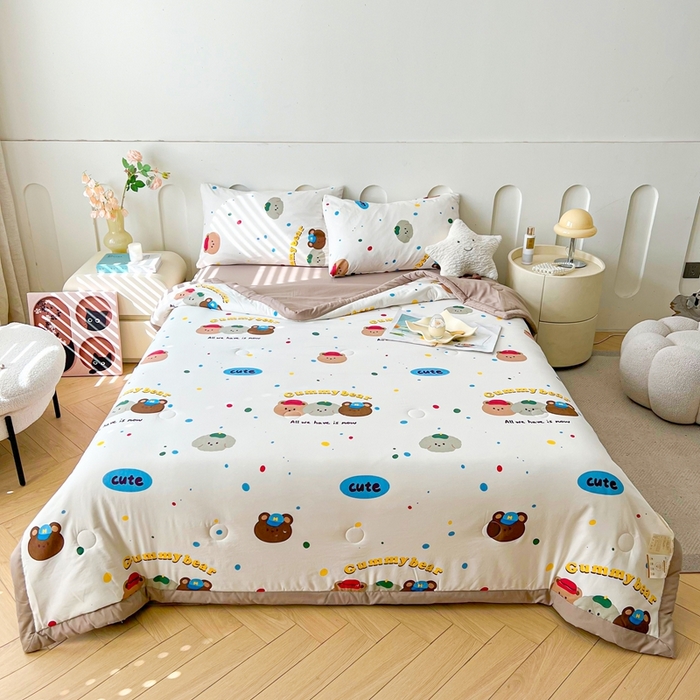 91家纺网 家纺一手货源 找家纺 爱屋及屋2025新款棉花夏被 复古小熊