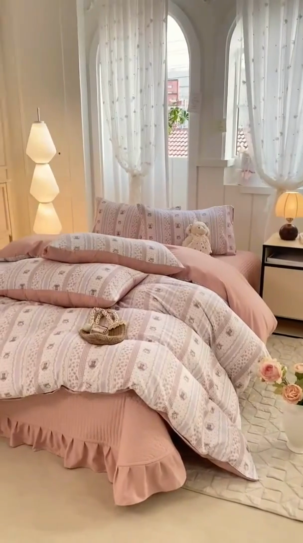 91家纺网 家纺一手货源 找家纺 一比一家纺 2025新款针织双层纱床盖四件套 格林童话