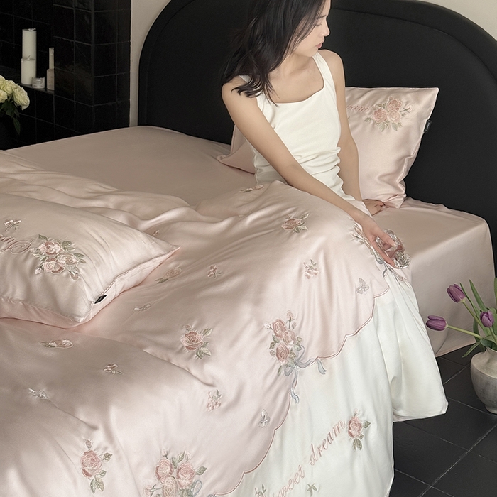 91家纺网 家纺一手货源 找家纺 鹿班家居 2025新款夏季60S莱赛尔刺绣四件套-泡芙发带【标准会员-20元】 泡芙发带-粉色