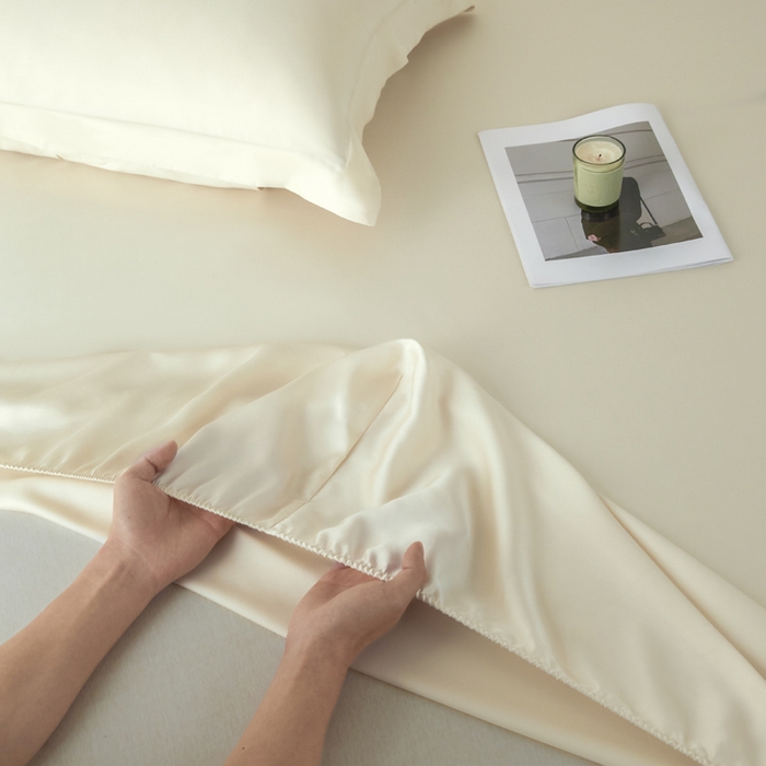 91家纺网 家纺一手货源 找家纺 涵宸2025新款天丝-天丝棉-纯色单床笠-场景1 床笠-象牙白