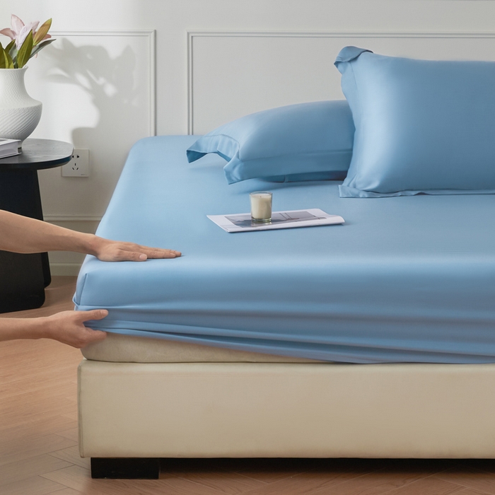 91家纺网 家纺一手货源 找家纺 涵宸2025新款天丝-天丝棉-纯色单床笠-场景1 床笠-星耀兰