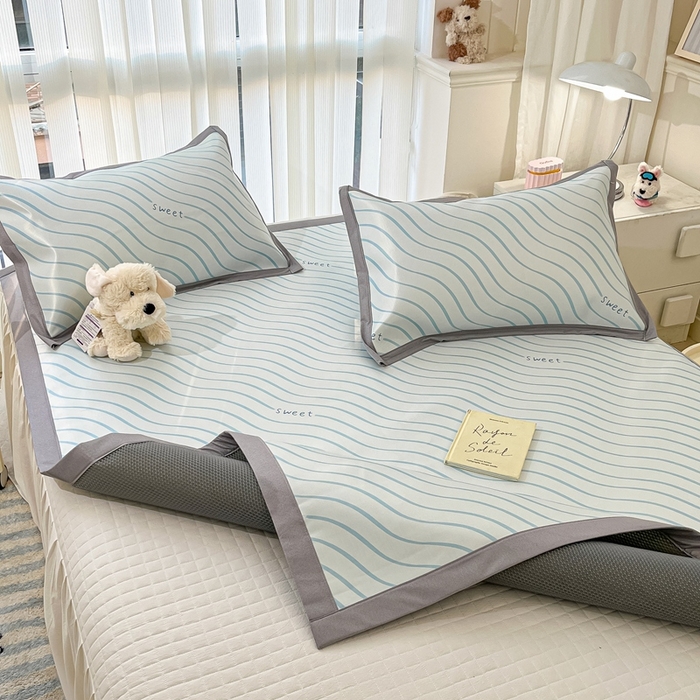 91家纺网 家纺一手货源 找家纺 川悦生活 2025新款600D立体宽边冰丝印花凉席 风起幸福