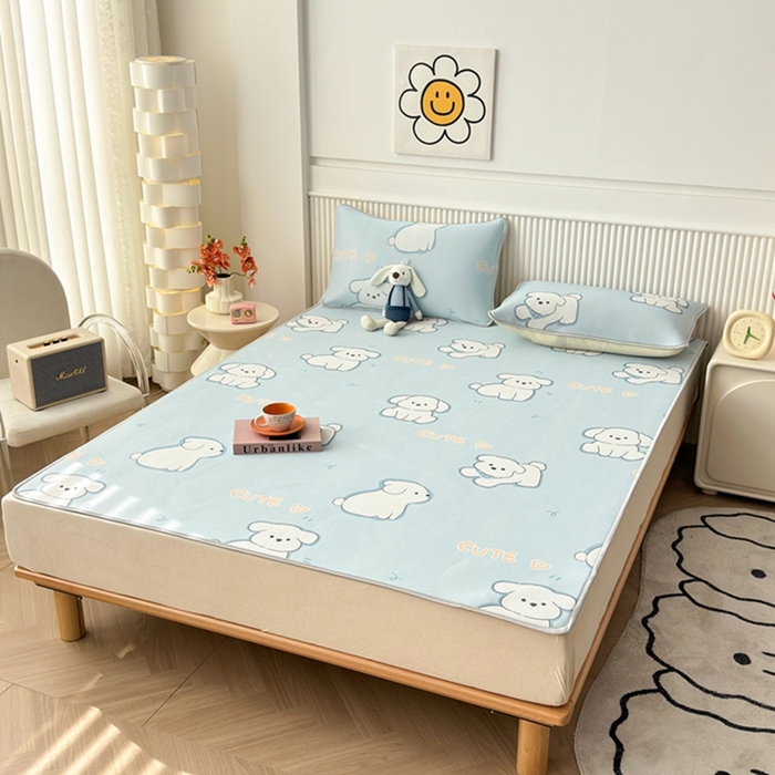 91家纺网 家纺一手货源 找家纺 （总）柏薇 2025新款三明治网眼印花凉席套件