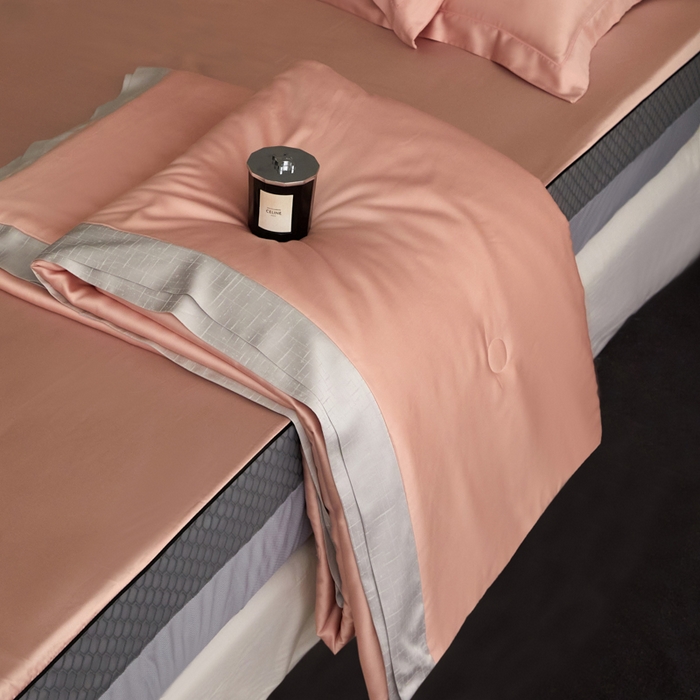 91家纺网 家纺一手货源 找家纺 A+爱家（纪梵茜） 2025新款纯色夏被四件套 豆沙粉