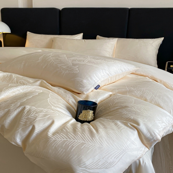 91家纺网 家纺一手货源 找家纺 2025新款60s长绒棉提花四件套 叶繁-奶昔白