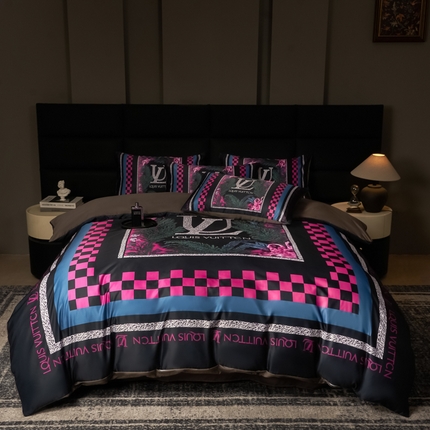 91家纺网 家纺一手货源 找家纺 色鬼布艺 2025新款冰丝四件套水洗真丝四件套大牌风擦边四件套 冰丝璟年