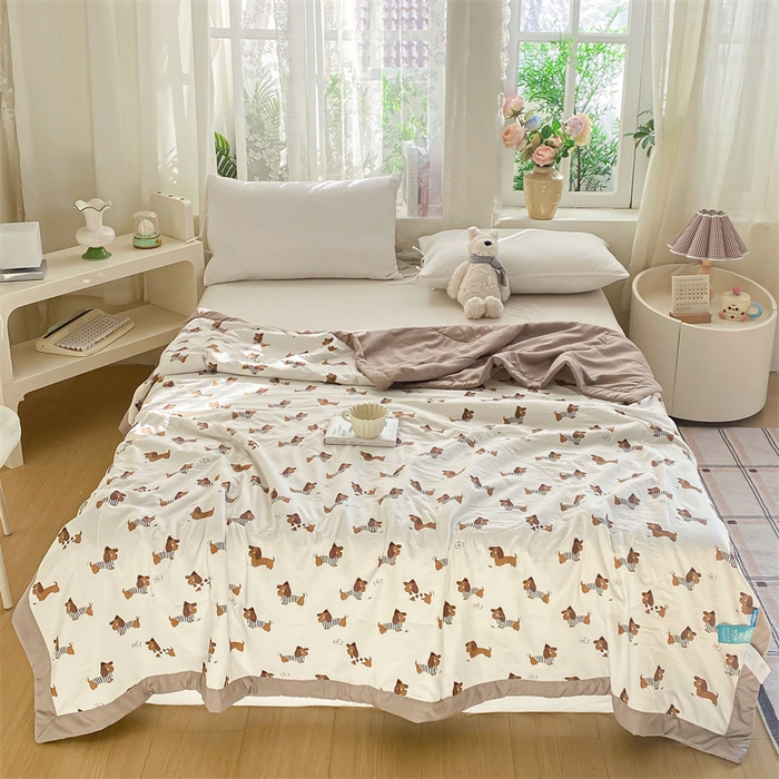 91家纺网 家纺一手货源 找家纺 梵蒂莎 2025云朵棉棉花夏被快乐小狗