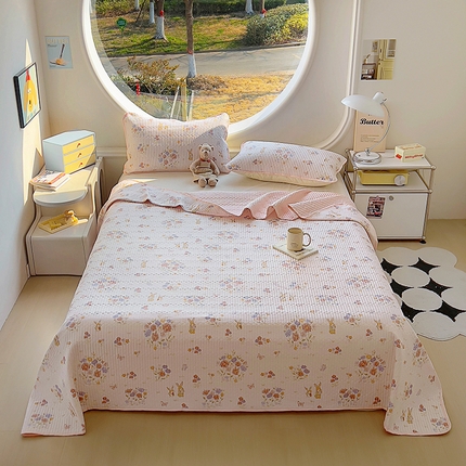 91家纺网 家纺一手货源 找家纺 昊川家纺  2025新款全棉床盖 手捧花