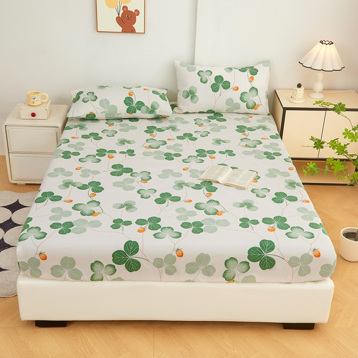 91家纺网 家纺一手货源 找家纺 金泰莱 2025新款锦柔老粗布印花床笠 绿意草莓