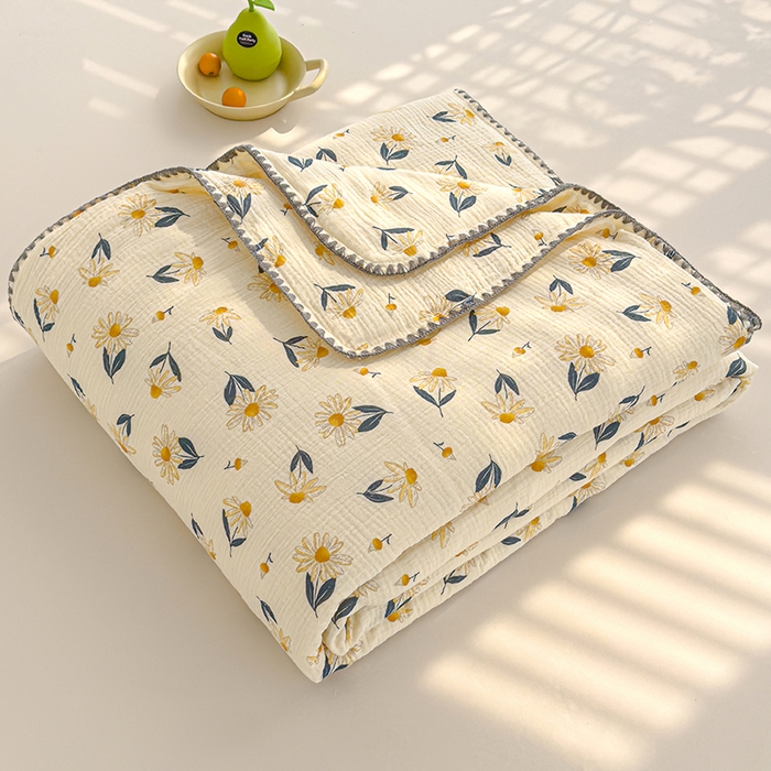 91家纺网 家纺一手货源 找家纺 芯恋 2025新款母婴级全棉皱皱纱儿童被双层纱夏被 花解语