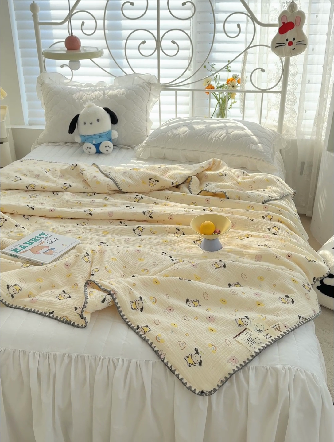 91家纺网 家纺一手货源 找家纺 芯恋 2025新款母婴级全棉皱皱纱儿童被双层纱夏被 霓虹小狗