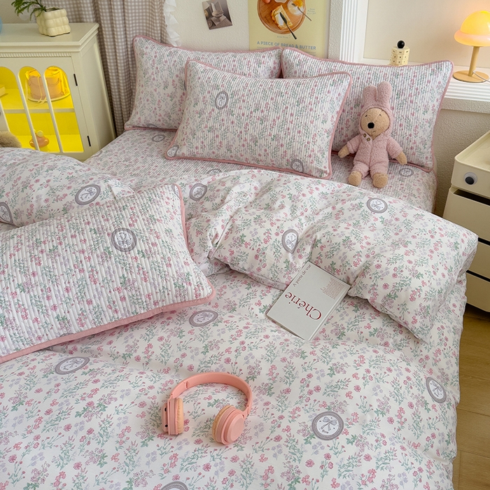 91家纺网 家纺一手货源 找家纺 赫梵茜 2025新款有氧针织双层纱单床盖床盖三件套床盖四件套 岚影