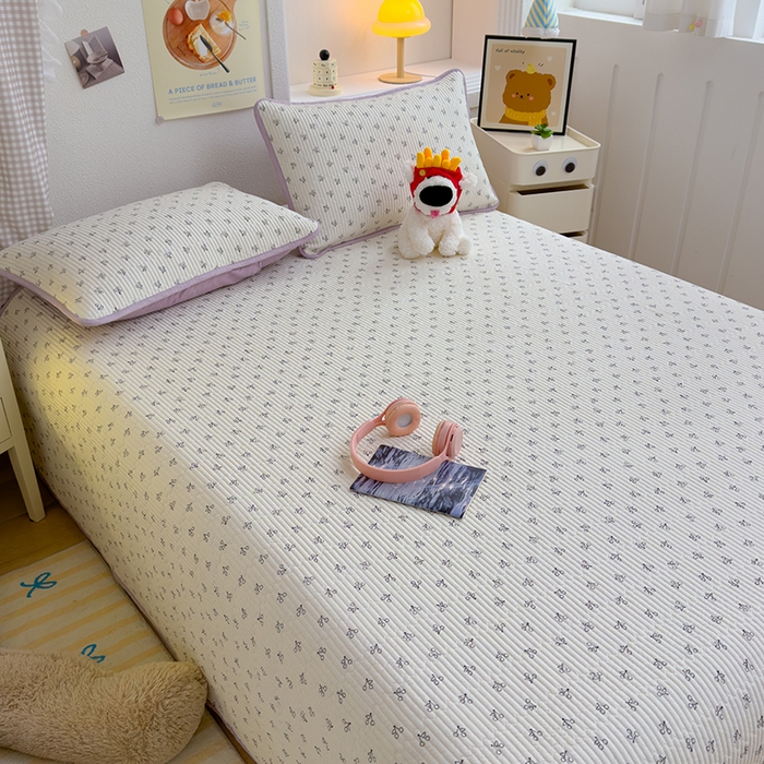 91家纺网 家纺一手货源 找家纺 赫梵茜 2025新款有氧针织双层纱单床盖床盖三件套床盖四件套 线条樱桃