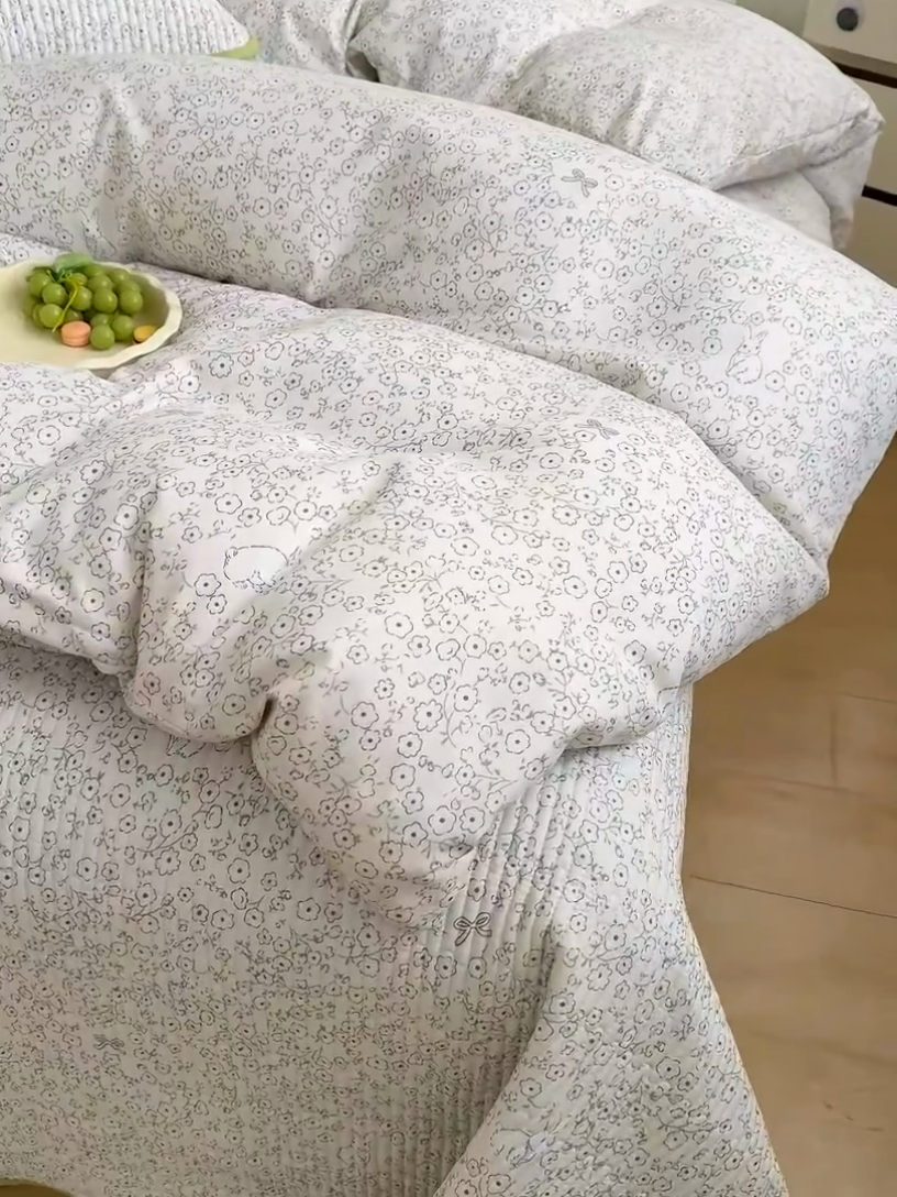 91家纺网 家纺一手货源 找家纺 赫梵茜 2025新款有氧针织双层纱单床盖床盖三件套床盖四件套 安琪拉兔