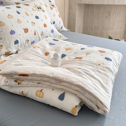 91家纺网 家纺一手货源 找家纺 帕拉美拉 2025新款全棉双层纱玉米聚乳酸夏被春秋被冬被玉米被 三件套四件套 南瓜派