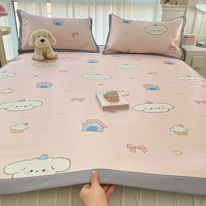 91家纺网 家纺一手货源 找家纺 川悦生活 2025新款600D立体宽边冰丝印花凉席 奶卷甜蜜日常