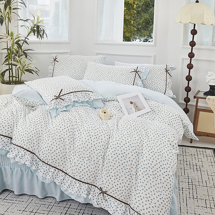 91家纺网 家纺一手货源 找家纺 卡迪亚家纺 2025新款轻氧棉小碎花韩式花边床盖 若兰