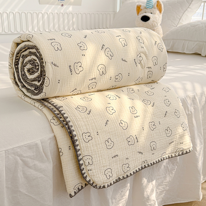 91家纺网 家纺一手货源 找家纺 芯恋 2025新款母婴级全棉皱皱纱儿童被双层纱夏被 可爱多