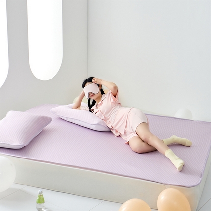 凌云家纺 2025年爆款新品100%锦纶冰丝凉感三明治凉席 紫色